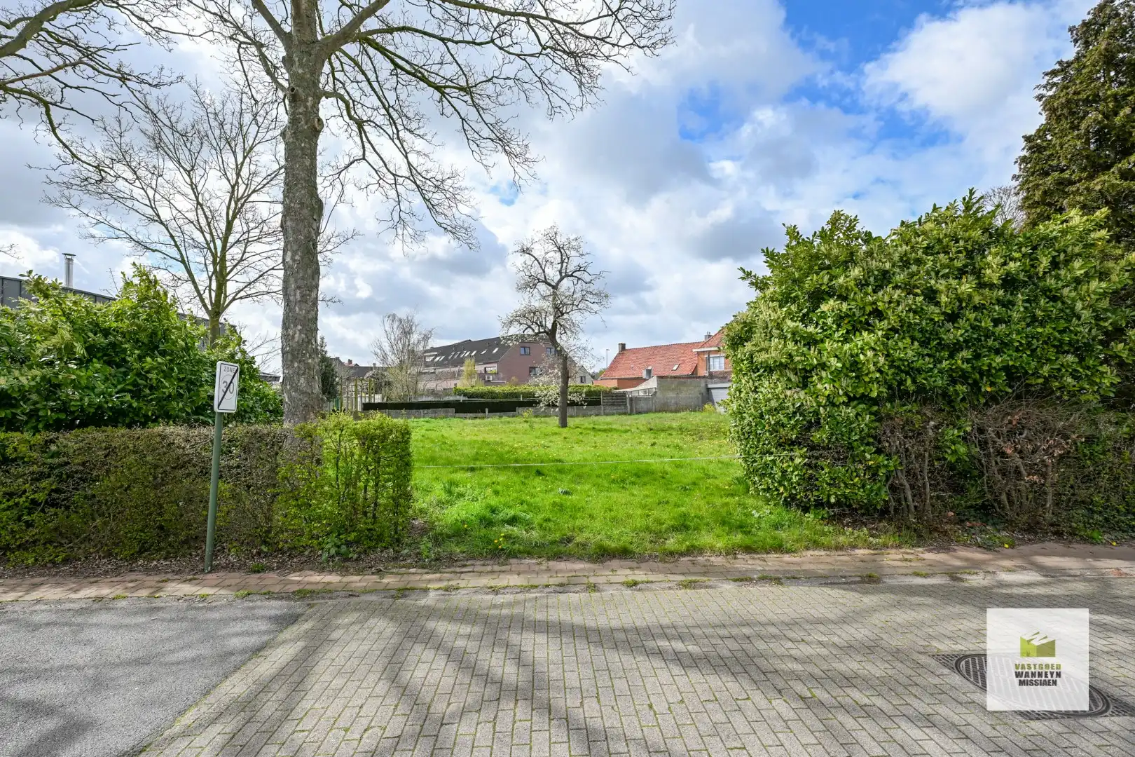 Zeer goed gelegen bouwgrond in centrum Sint-Joris foto 2