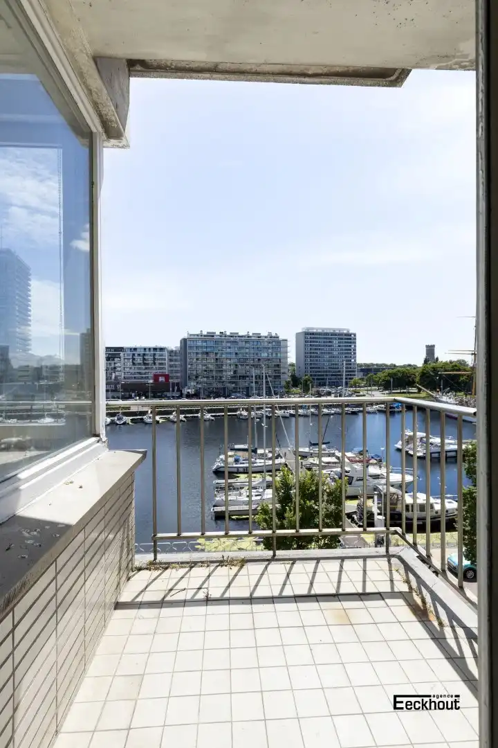 Ruim appartement met subliem uitzicht op de Oostendse jachthaven! foto 4