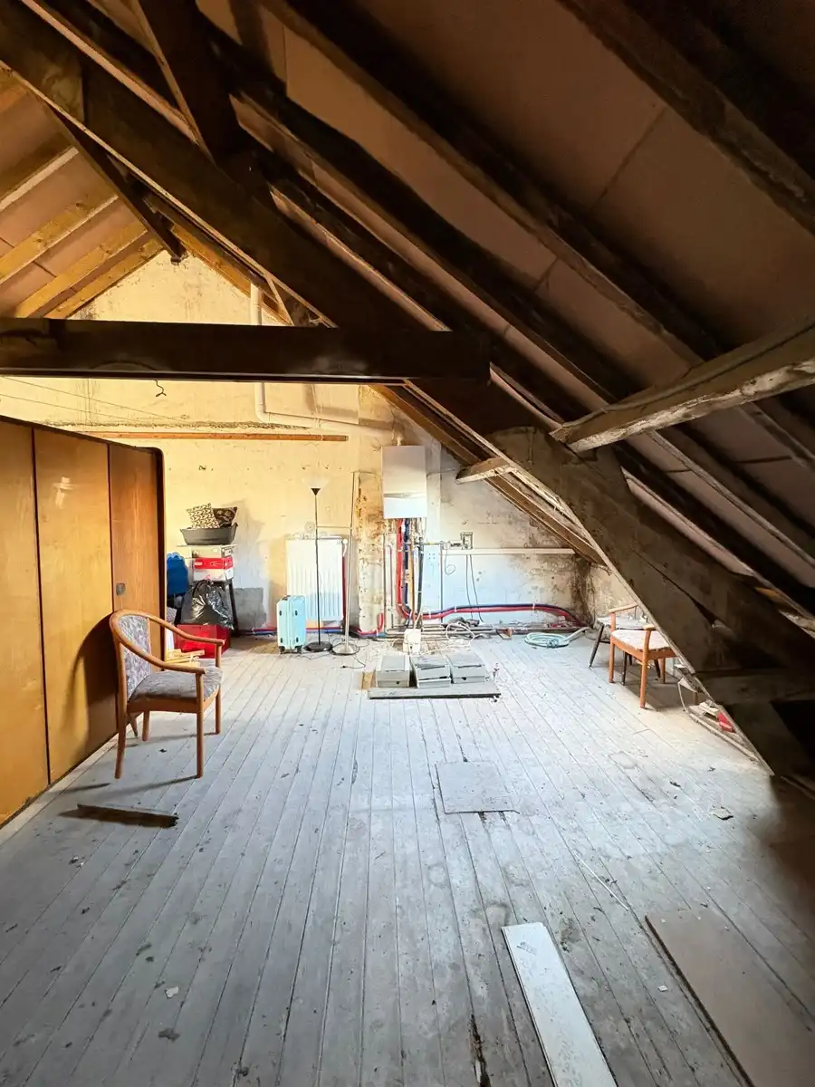 Te renoveren handelshuis met 3 slaapkamers  foto 15