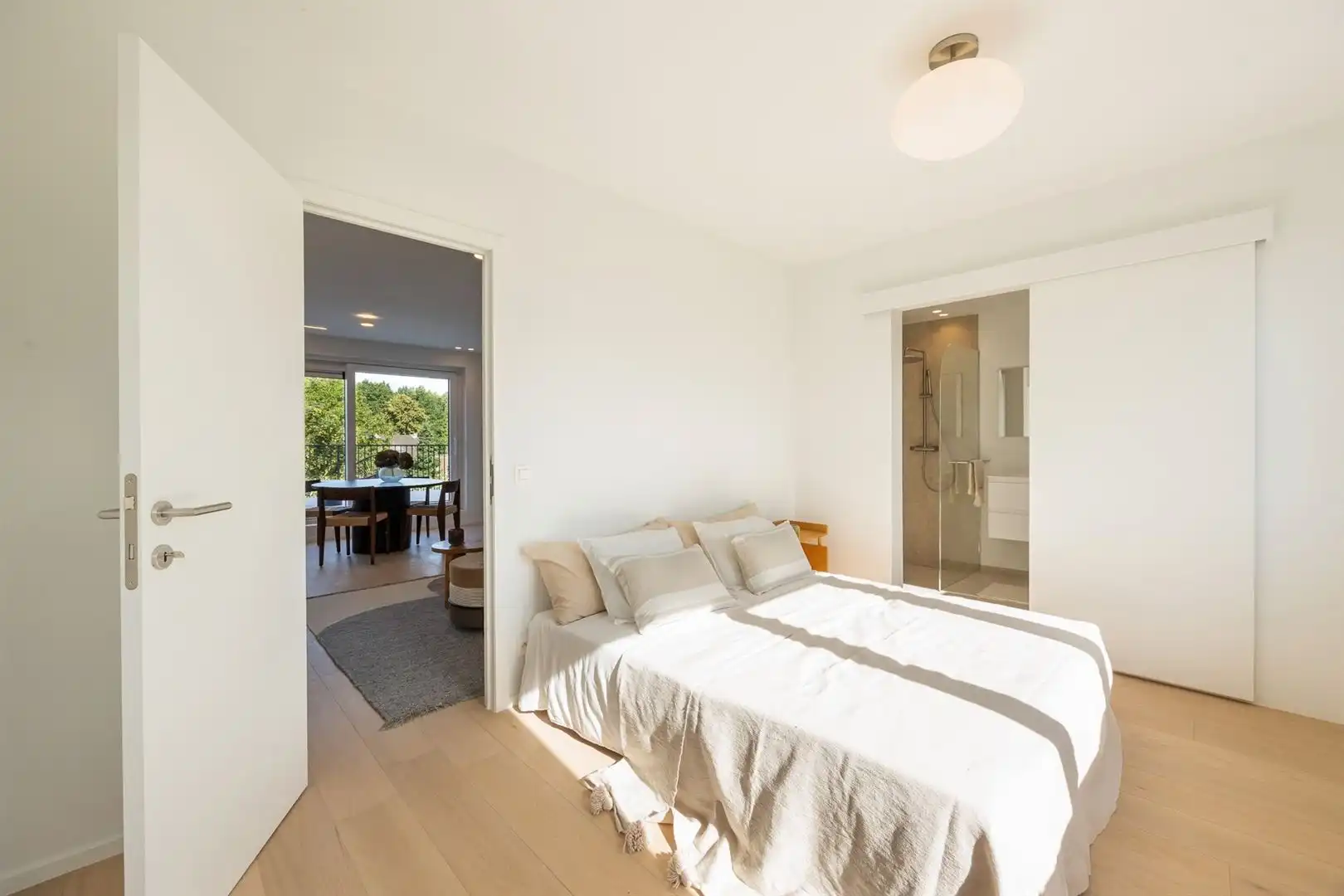 Gerenoveerd blokje met 3 Appartementen foto 18