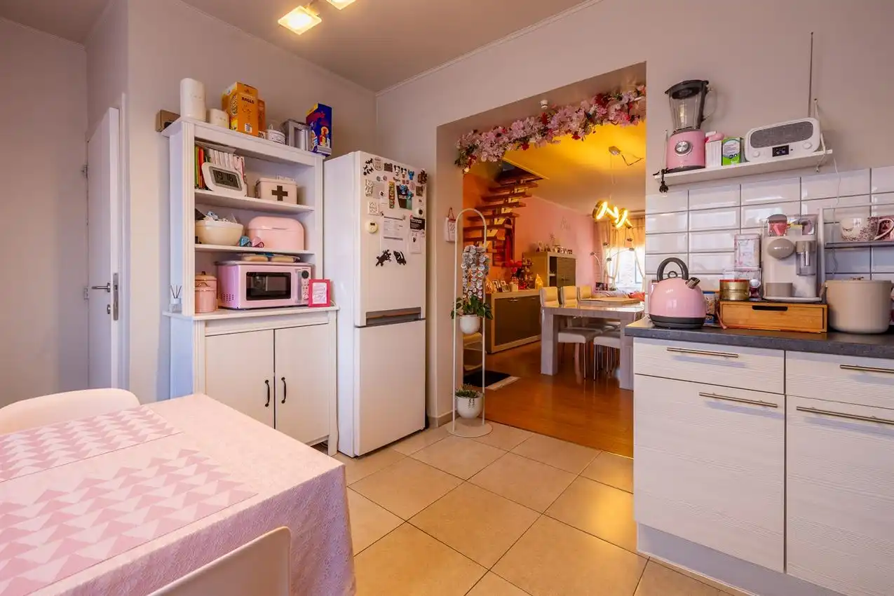 Gerenoveerde bel-etagewoning met 3 slk foto 6