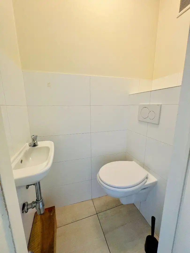 App. met 2 slpks, terras en lateraal zicht op Grote Markt foto 8