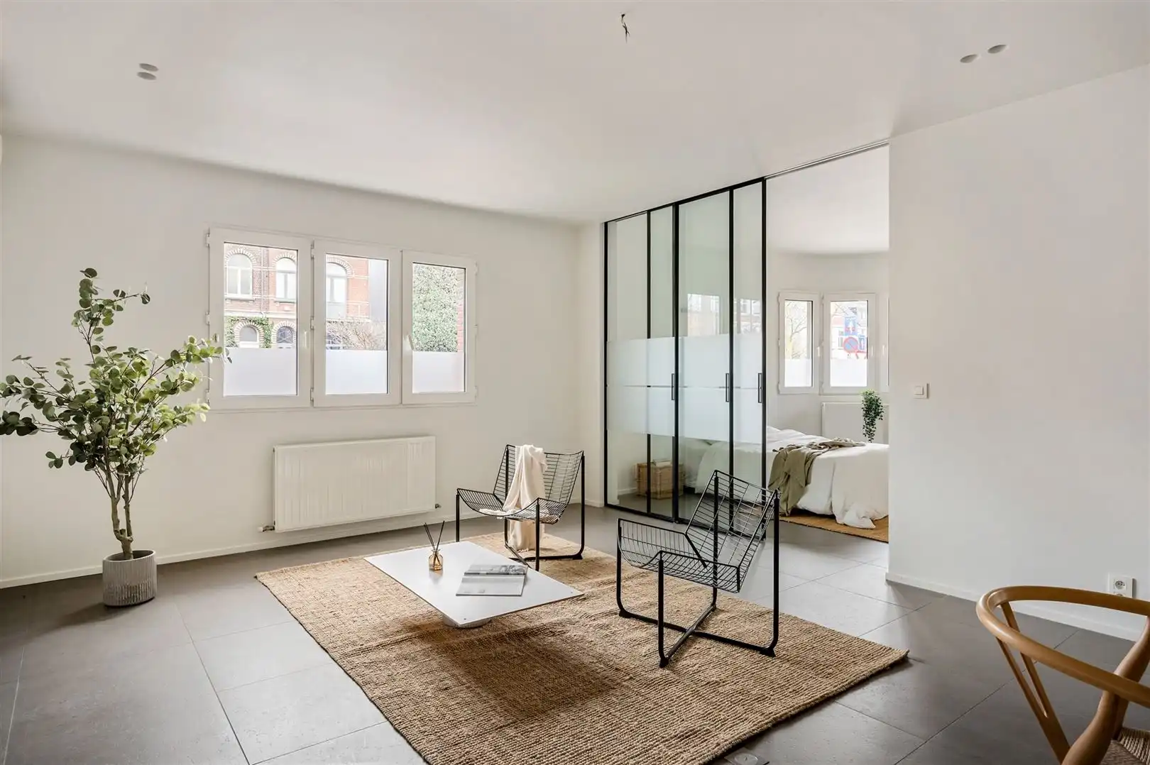 Gerenoveerd gelijkvloers appartement foto 6