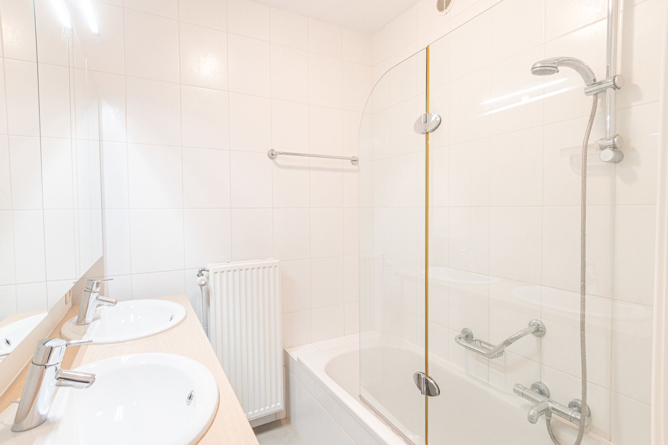 Gelijkvloers appartement met 2 slaapkamers! foto 11