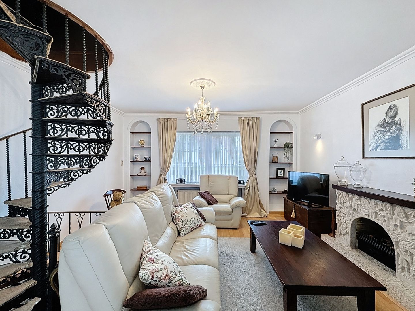 Kustvilla in residentiële villawijk Simli foto 4