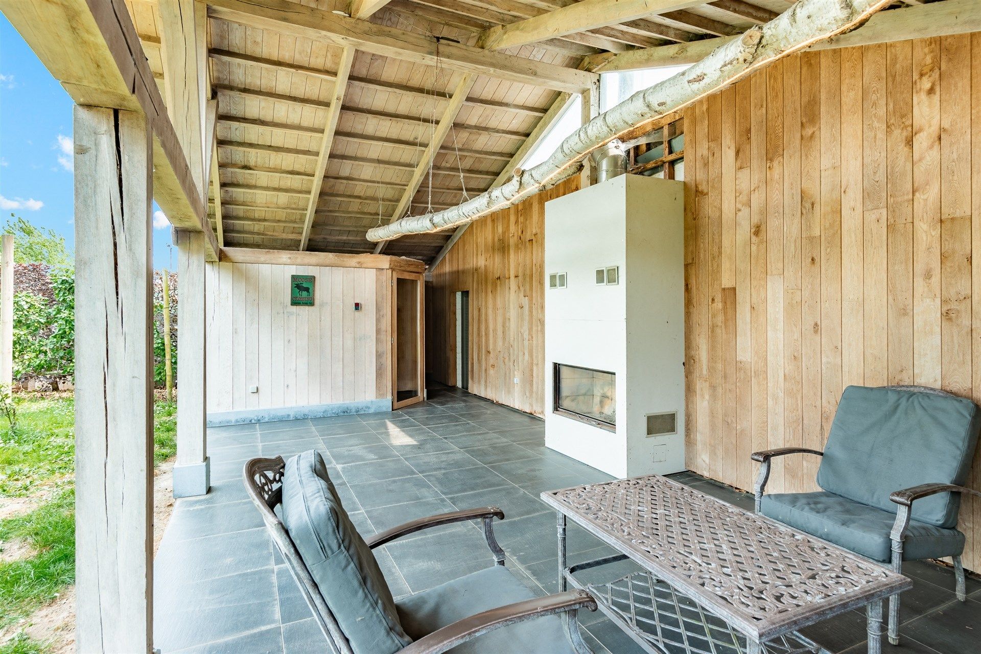 Charmante villa met 3 slks en tuin op groot perceel foto 25