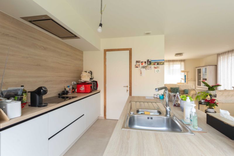 ROESELARE: Prachtige nieuwbouwwoning bouwjaar 2022 met 3 slaapkamers. foto 3