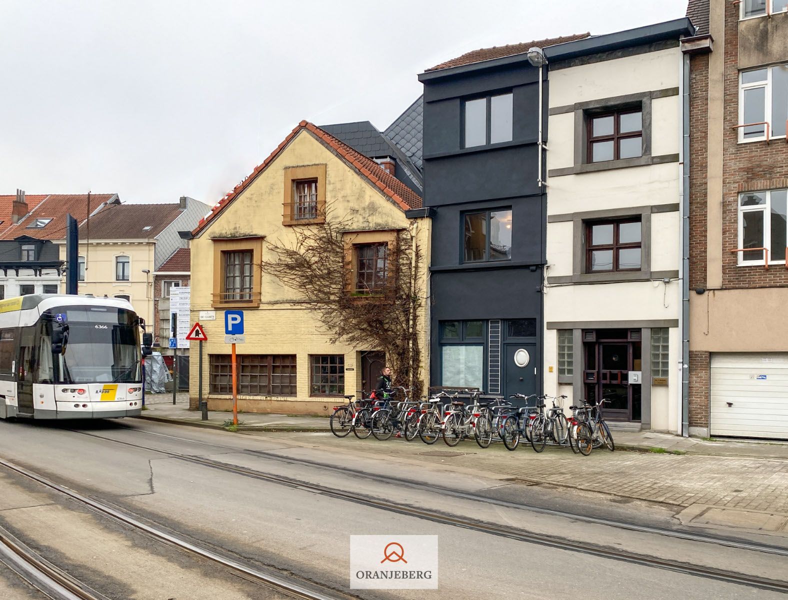 Praktijkruimte met woonst nabij Gravensteen foto 5