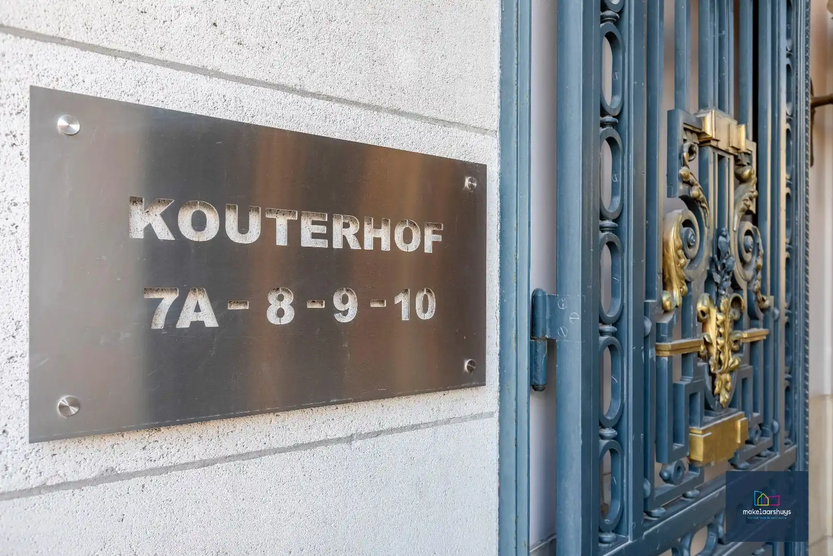 Luxueus duplex appartement   te Kouterhof met 2 slaapkamers , terras en  garageplaats foto 2