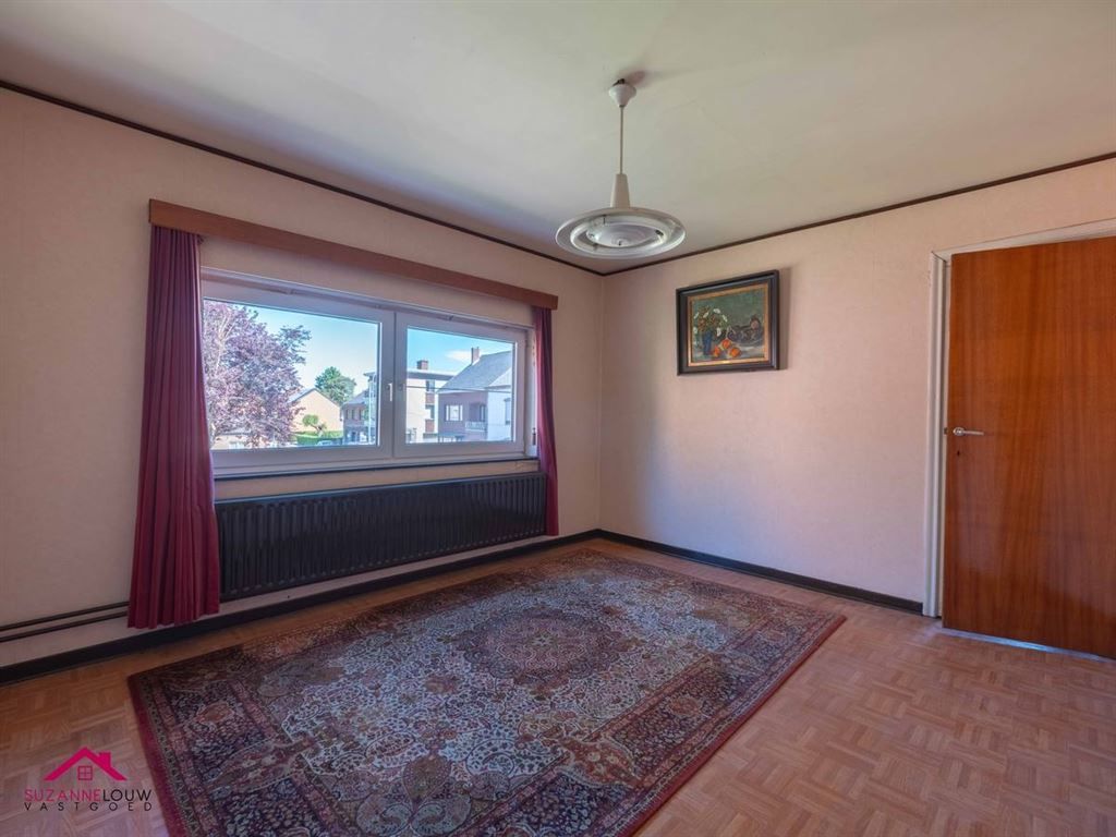 Half-vrijstaande woning met 3 slaapkamers foto 33
