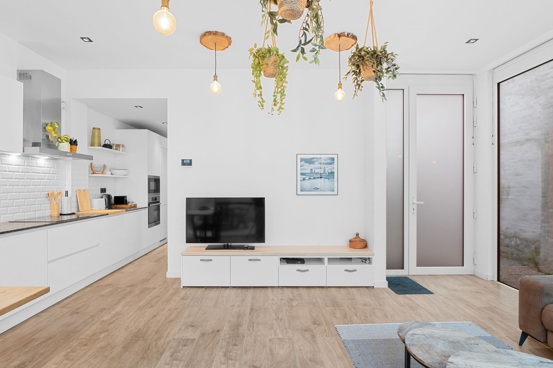 Stijlvol vernieuwd appartement met stadstuin in hartje Gent foto 5