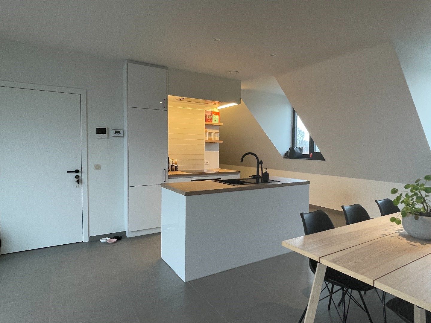 1slp-dakappartement met terras en autostnplts foto 3