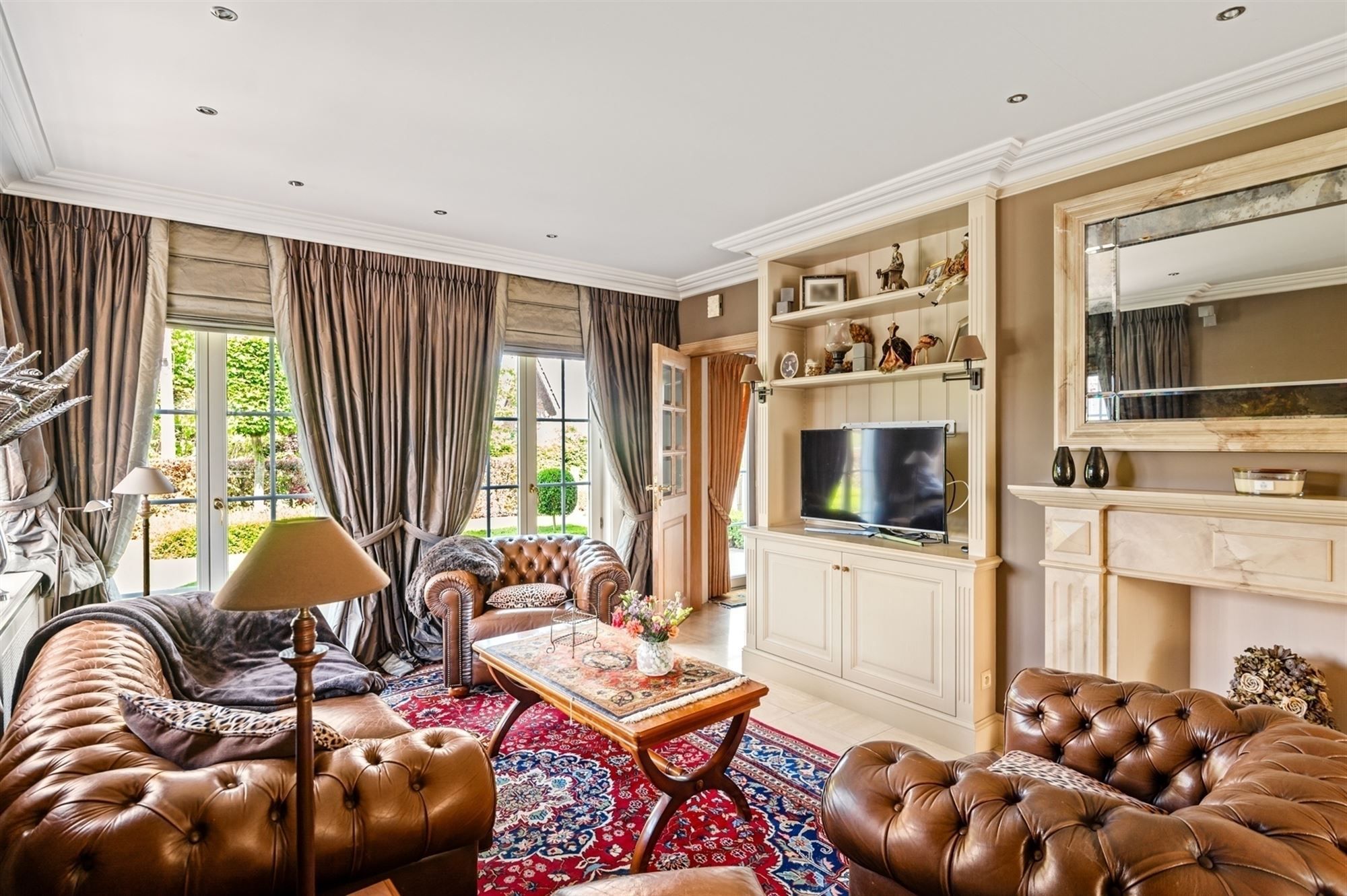 Knappe bedrijfswoning met ruime loods te Onze-Lieve-Vrouw-Waver foto 4