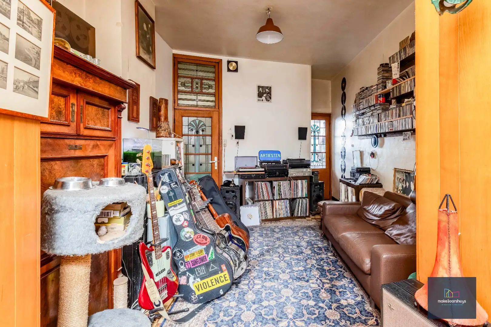 Woning met 3 slaapkamers en verrassende tuin met bijgebouwen foto 7