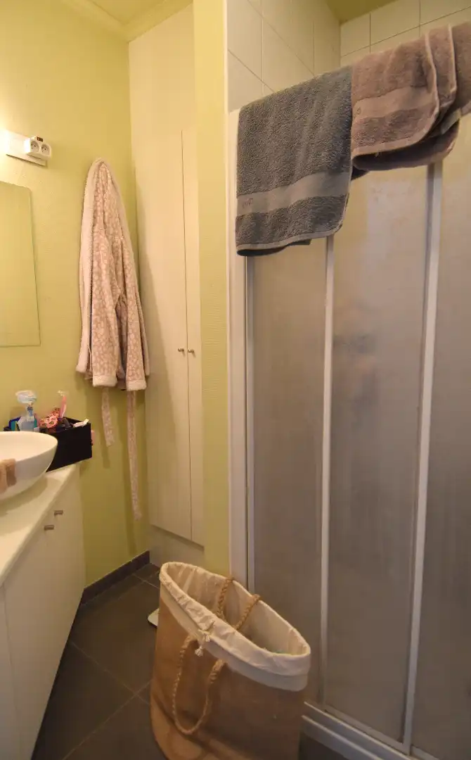 Interessant opbrengsteigendom met 6 appartementen te koop in Heule foto 12