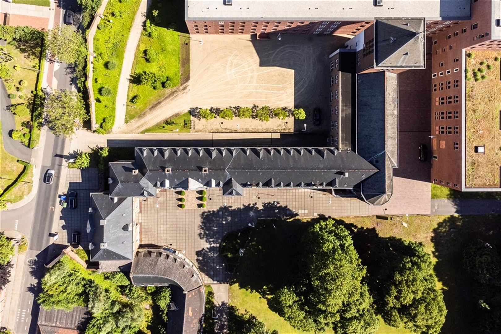 WIVINAKLOOSTER: kantoren te huur vanaf 114 m² foto 3