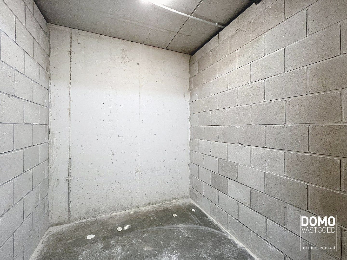 VOLLEDIG AFGEWERKT NIEUWBOUWAPPARTEMENT MET 2 SLAAPKAMERS, TERRAS, ONDERGRONDSE AUTOSTANDPLAATS EN KELDERBERGING IN RESIDENTIE "DE KWINT" TE ZONHOVEN  foto 15