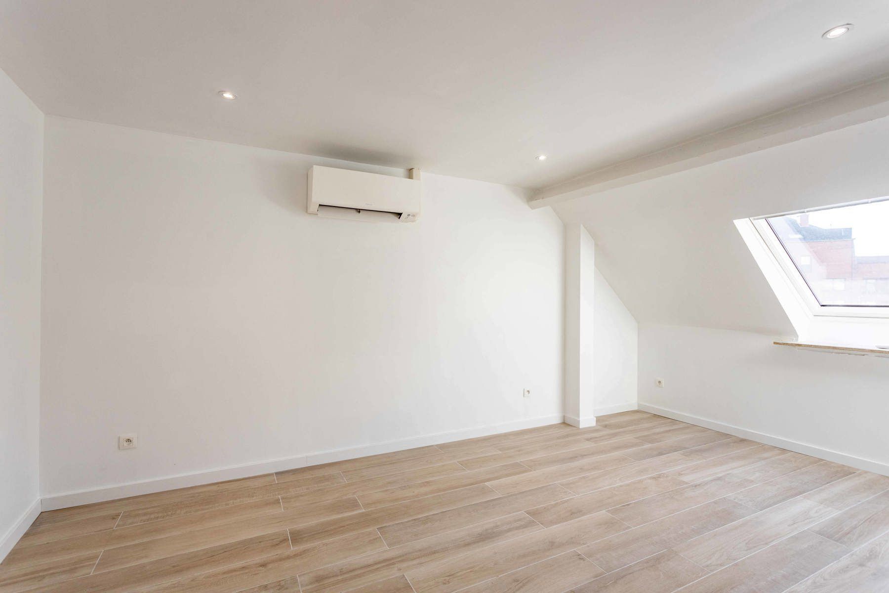 Volledig vernieuwd appartement  in het stadscentrum! foto 16