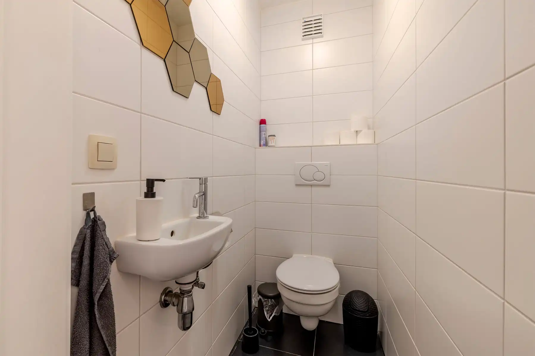 Ruim en stijlvol appartement met 3 slpks, terras en ondergrondse staanplaats in hartje Balen foto 12