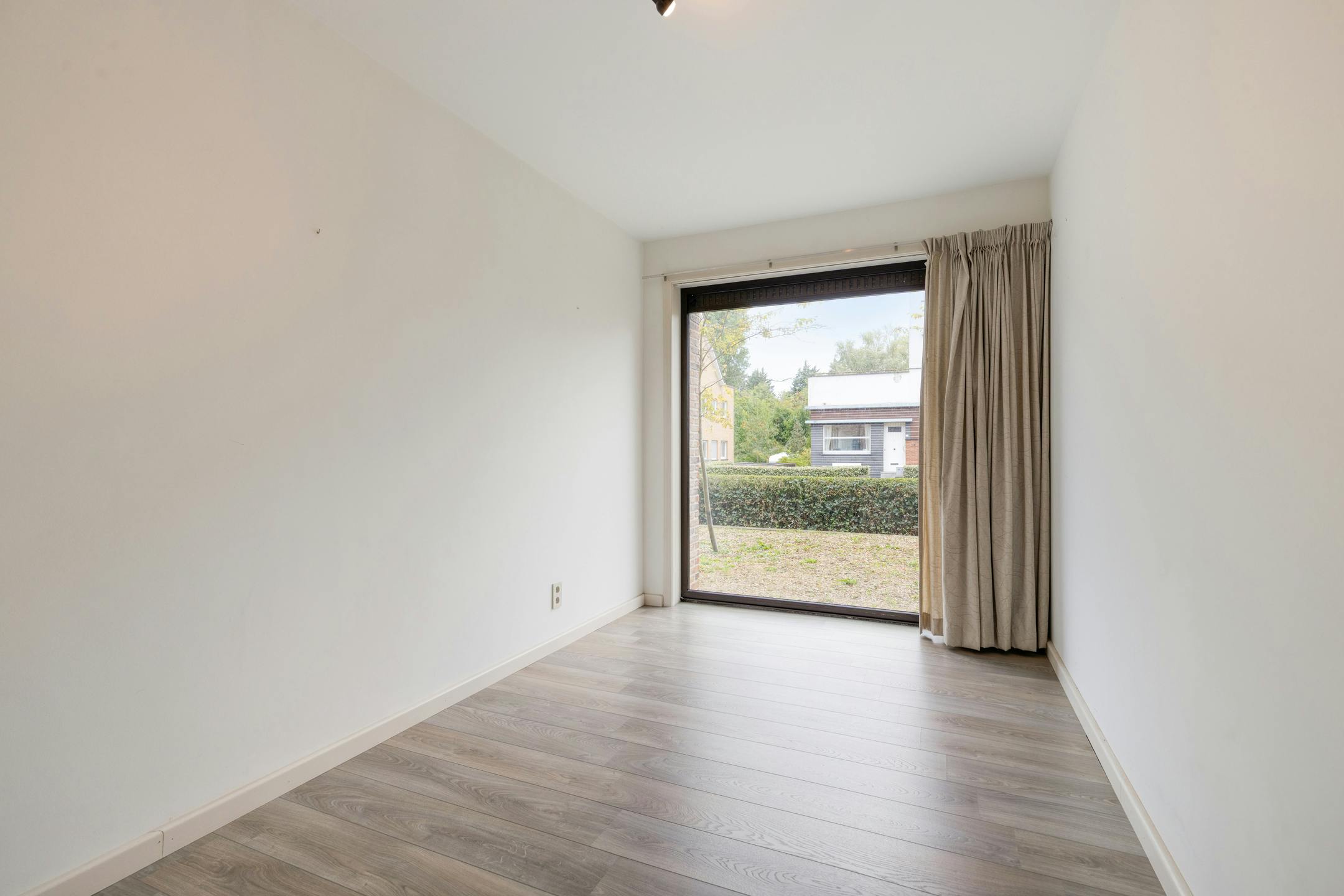 Appartement met 3 slaapkamers en ruim terras met tuin in Koksijde foto 12