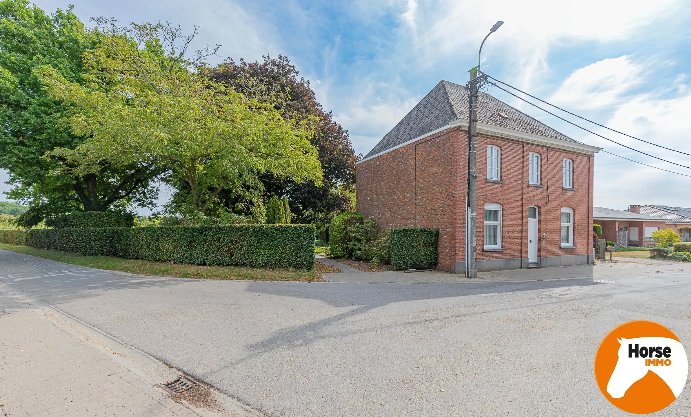 WICHELEN – Karakteristiek burgerhuis op schitterend perceel foto 4