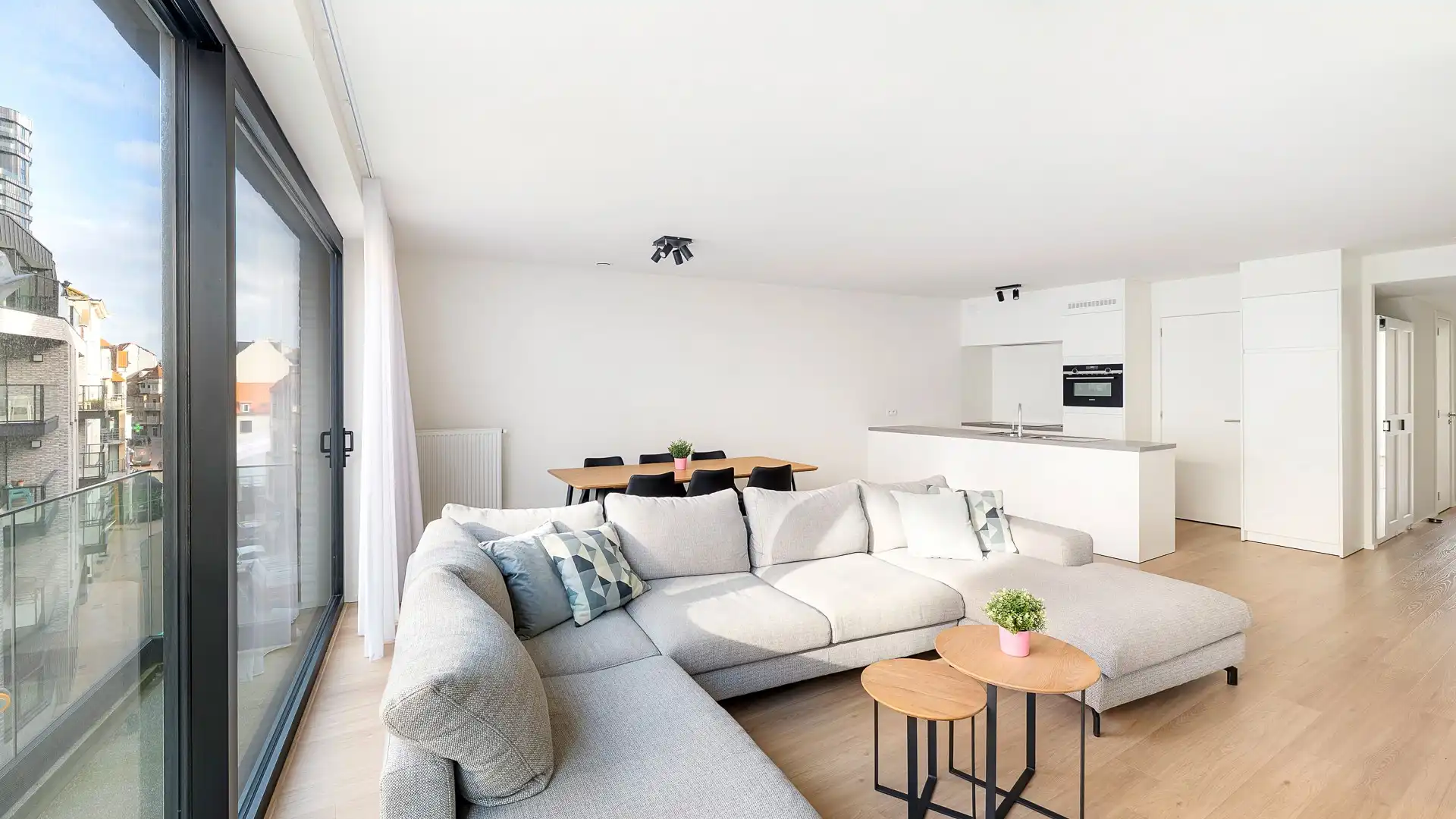 Appartement op topligging te Heist-aan-Zee foto {{pictureIndex}}