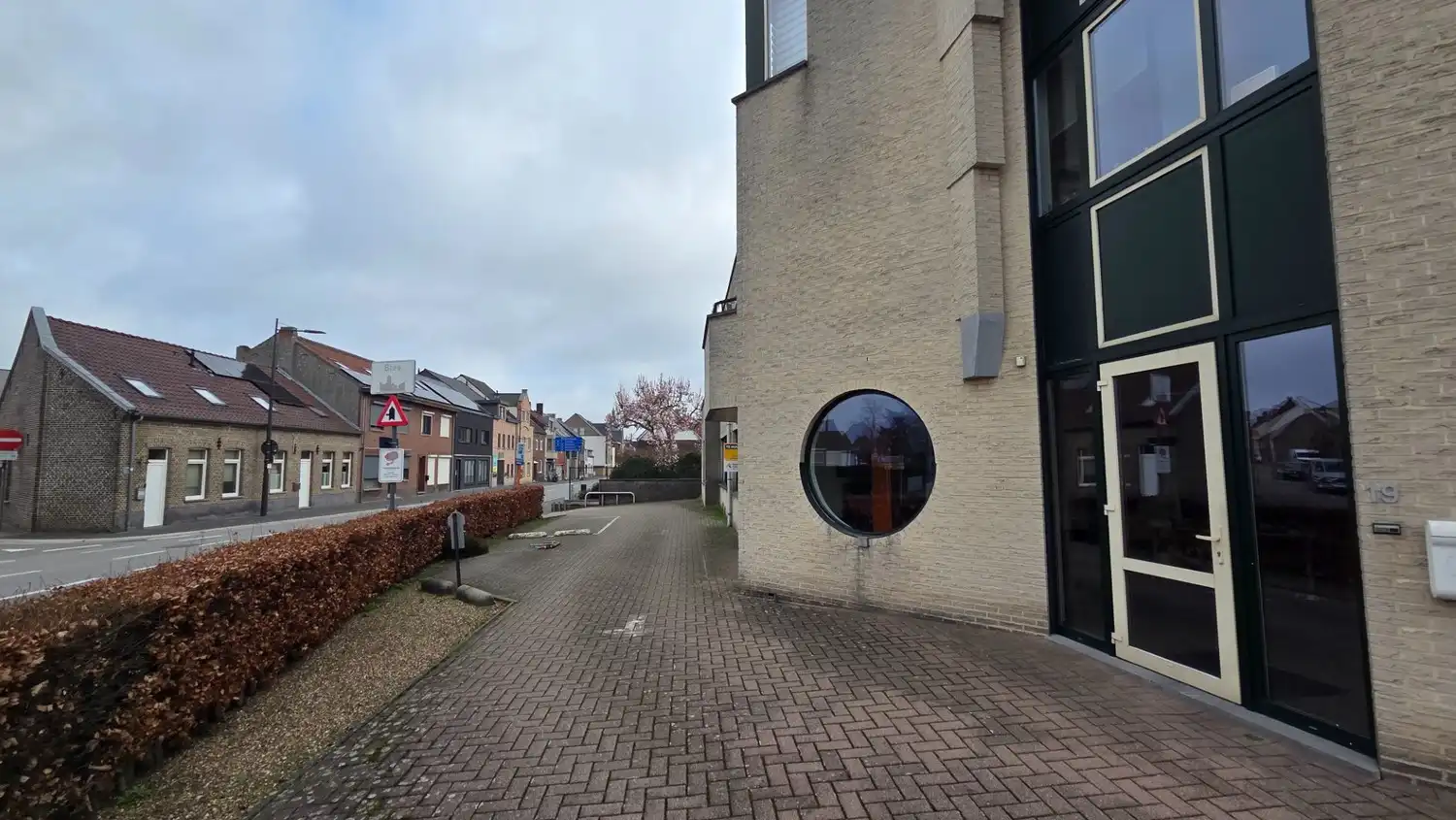 KANTOOR-WINKELRUIMTE OP TOPLOCATIE !! foto 16