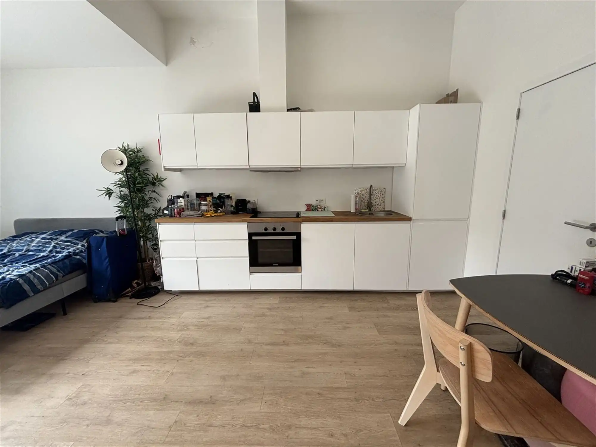 Ruime studio in studentenresidentie met tuin en terras foto 3
