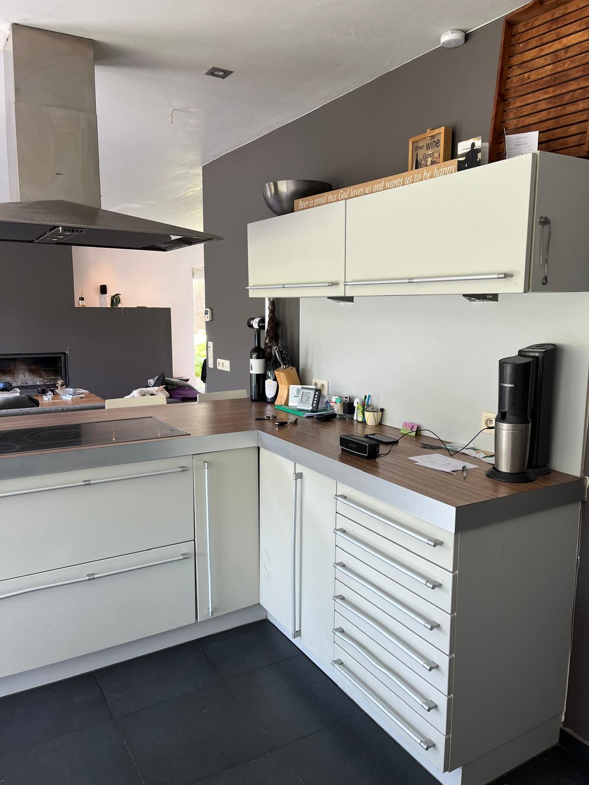 Zeer ruime woning met tuin en garage foto 8