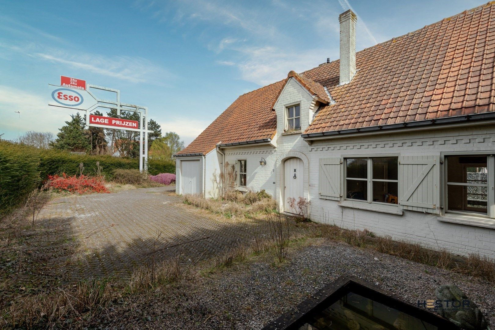 Commercieel gelegen woning met veel mogelijkheden foto 7