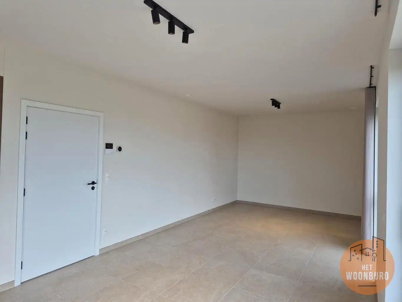 Nieuwbouw appartement 1 slpk, bureau en autostaanplaats foto 6