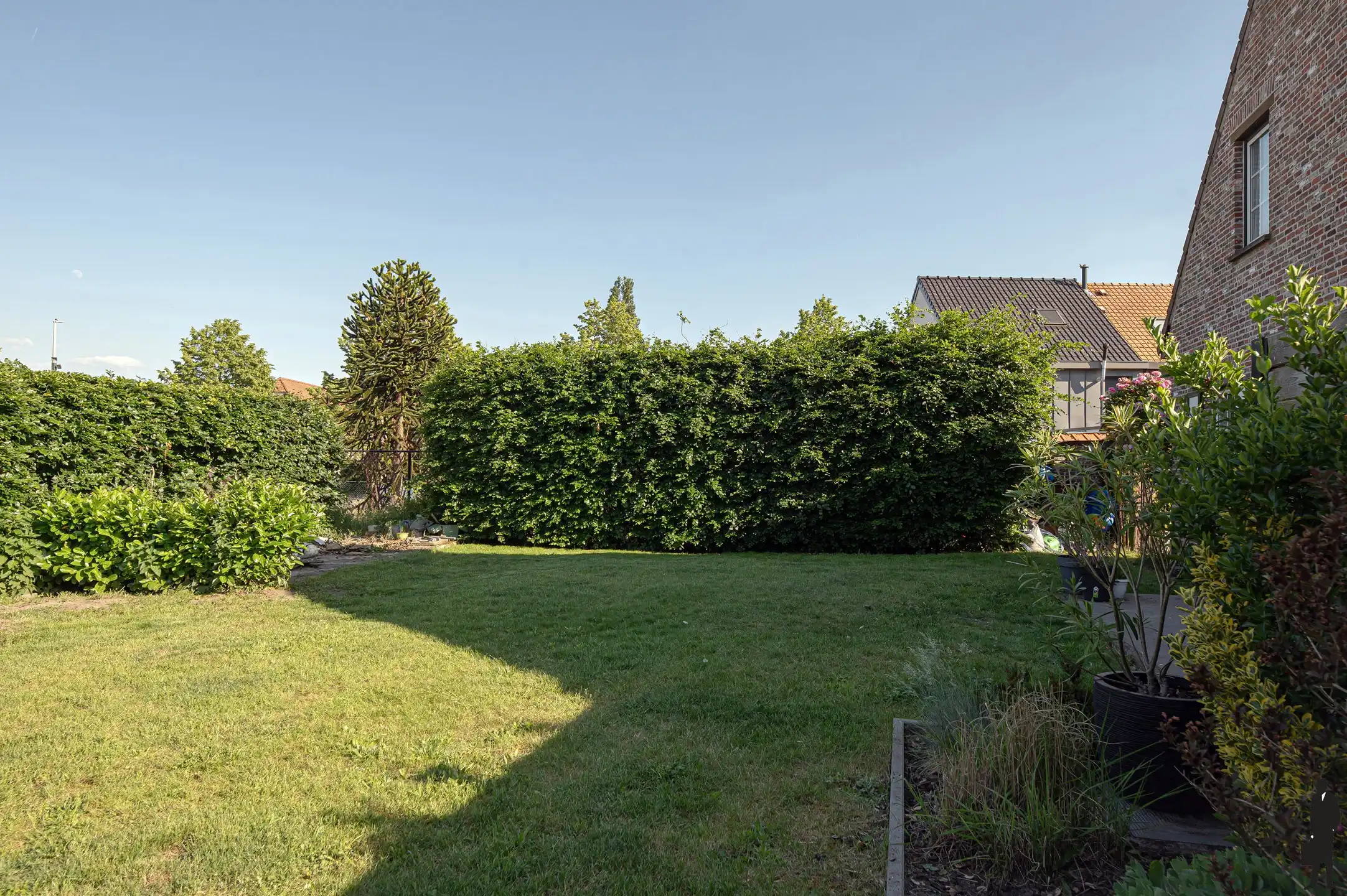 Charmante gezinswoning met zonnige tuin, garage en 3 slaapkamers op rustige ligging foto 30
