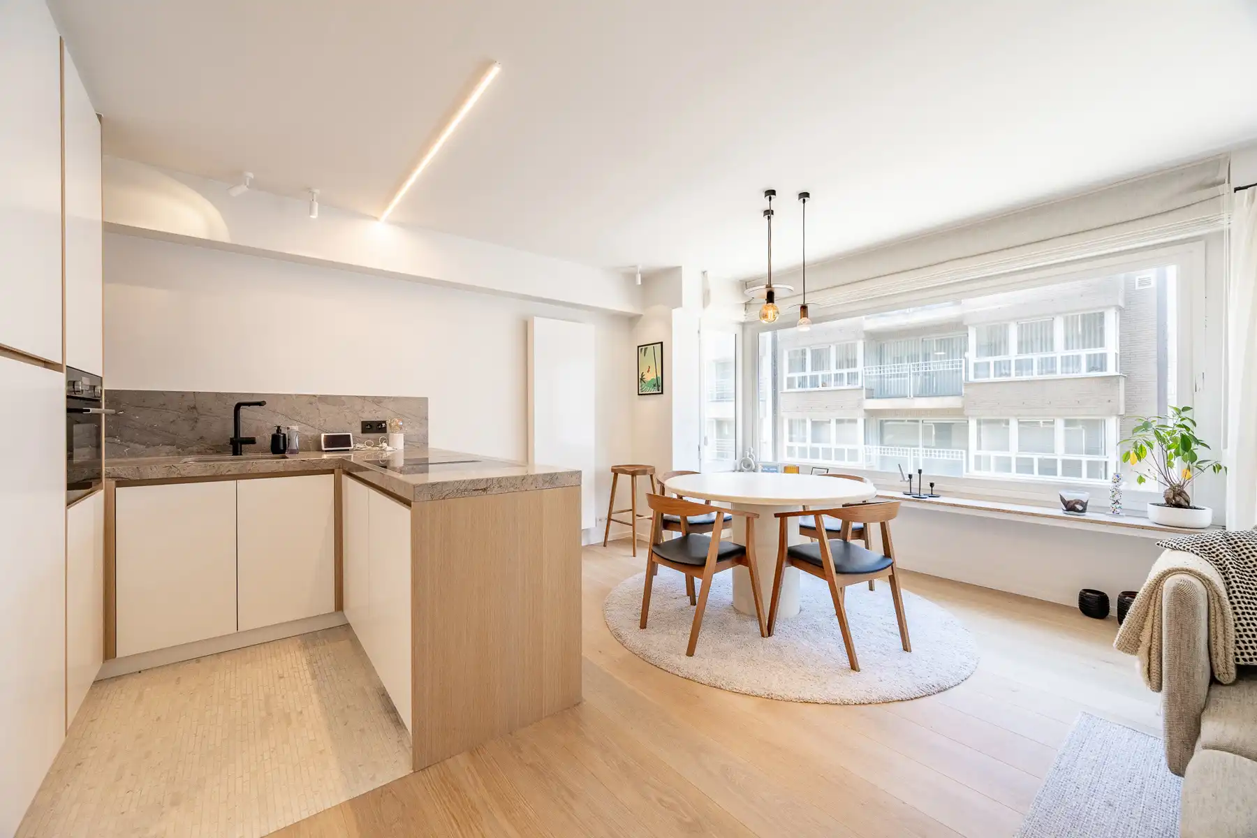 Smaakvol 2-slaapkamerappartement op een centrale locatie foto 7