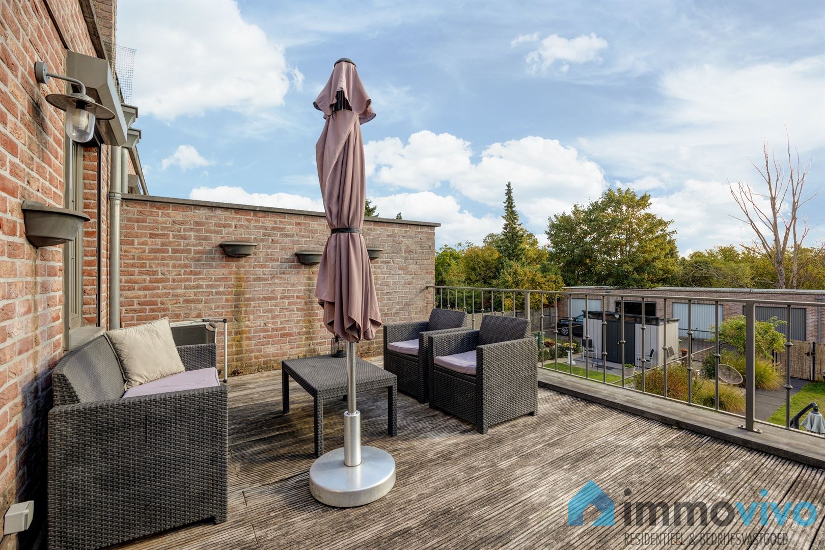 Stijlvol 2-slaapkamerappartement met groot terras en lift (bouwjaar 2007). foto 10