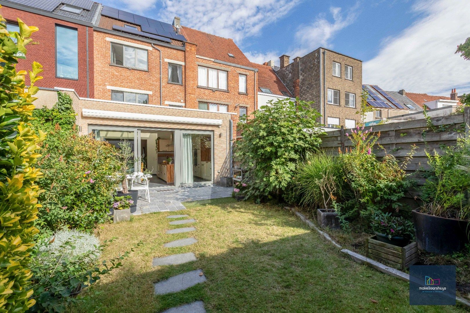 Instapklare  energiezuinige handelswoning met tuin en garage  foto 18