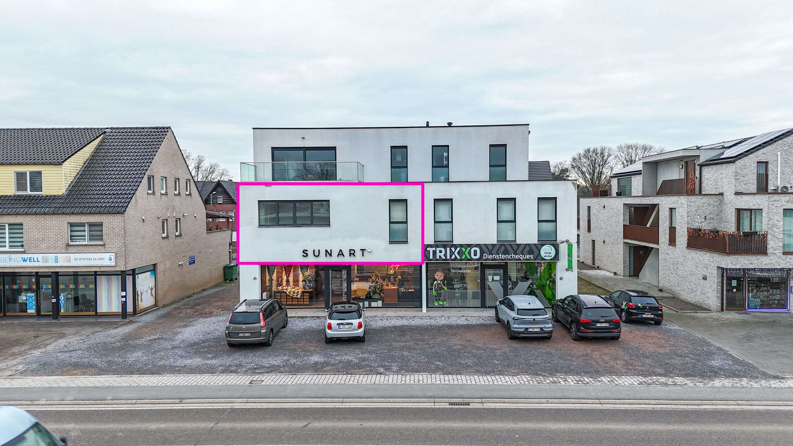 Ruim appartement met 3 slaapkamers en groot terras in Boekt! foto {{pictureIndex}}