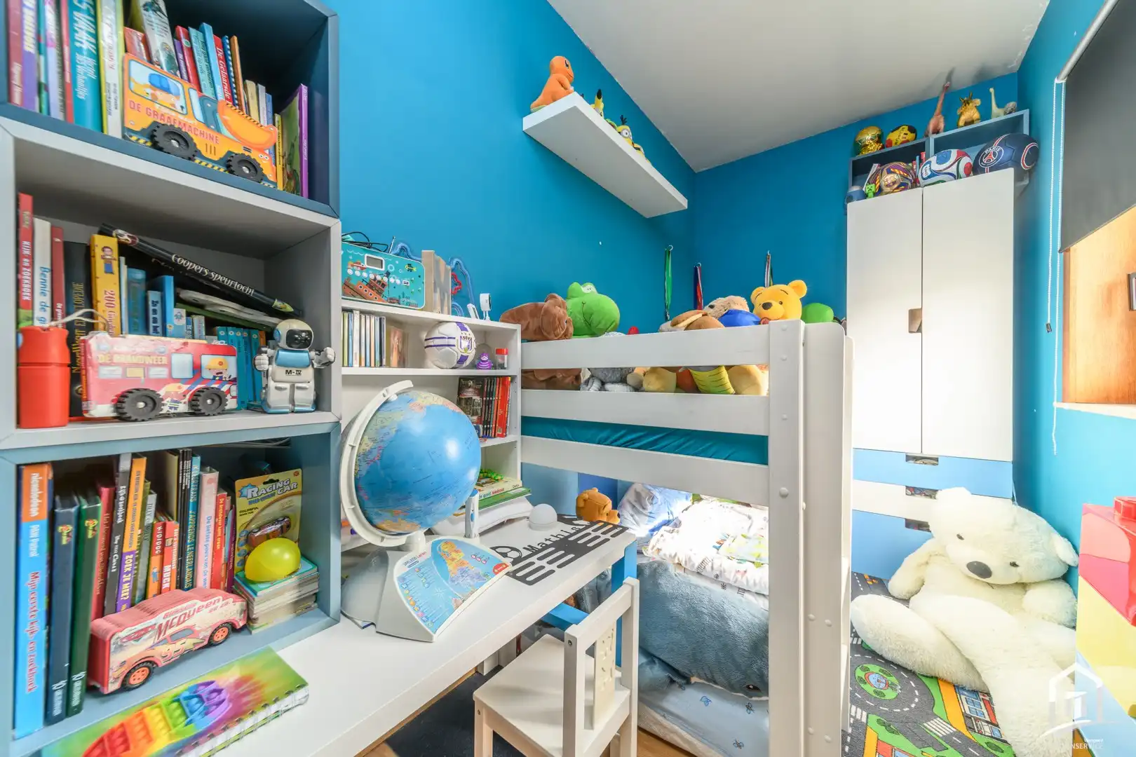 Gunstig gelegen, ruime en zeer lichtrijke gezinswoning te Iddergem. foto 16