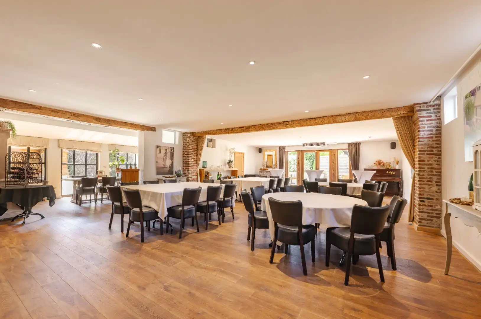 Charmant horecapand "De Couter" met feestzaal foto 14