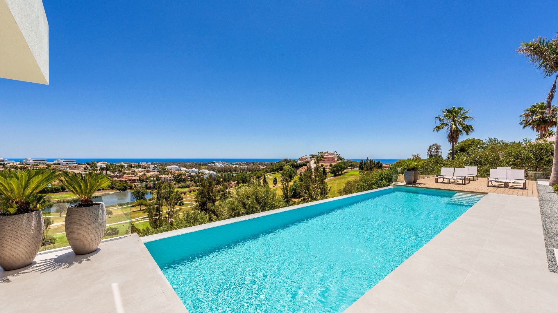 VILLA LIBERTY - FRONTLINE GOLF - PANORAMISCHE ZICHTEN foto 2