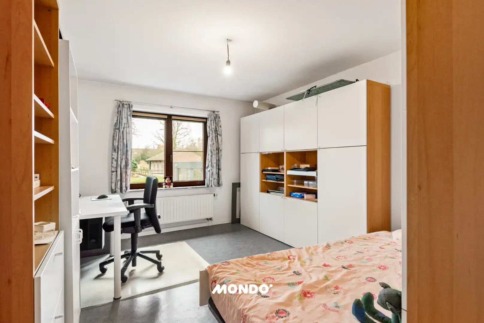 Unieke hoeve  (1.56ha) met paardenfaciliteiten & overdekt zwembad. foto 22