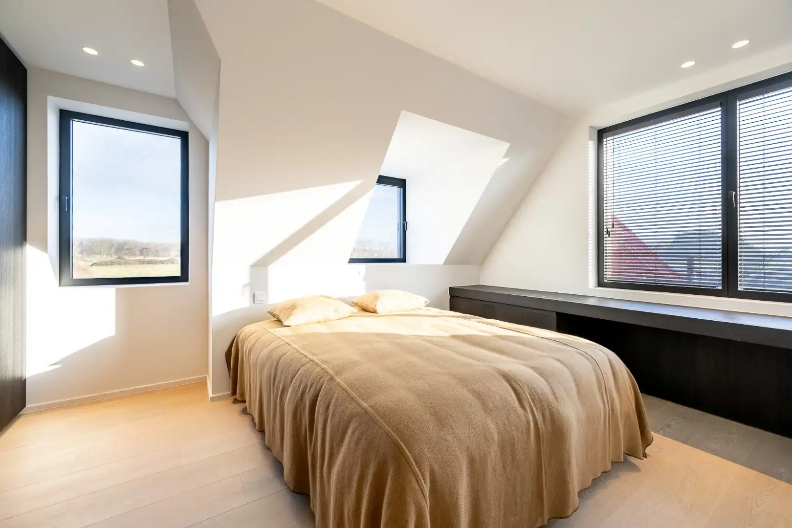 Nieuwbouwvilla met unieke zichten nabij de Oude Kalfsmolen foto 17