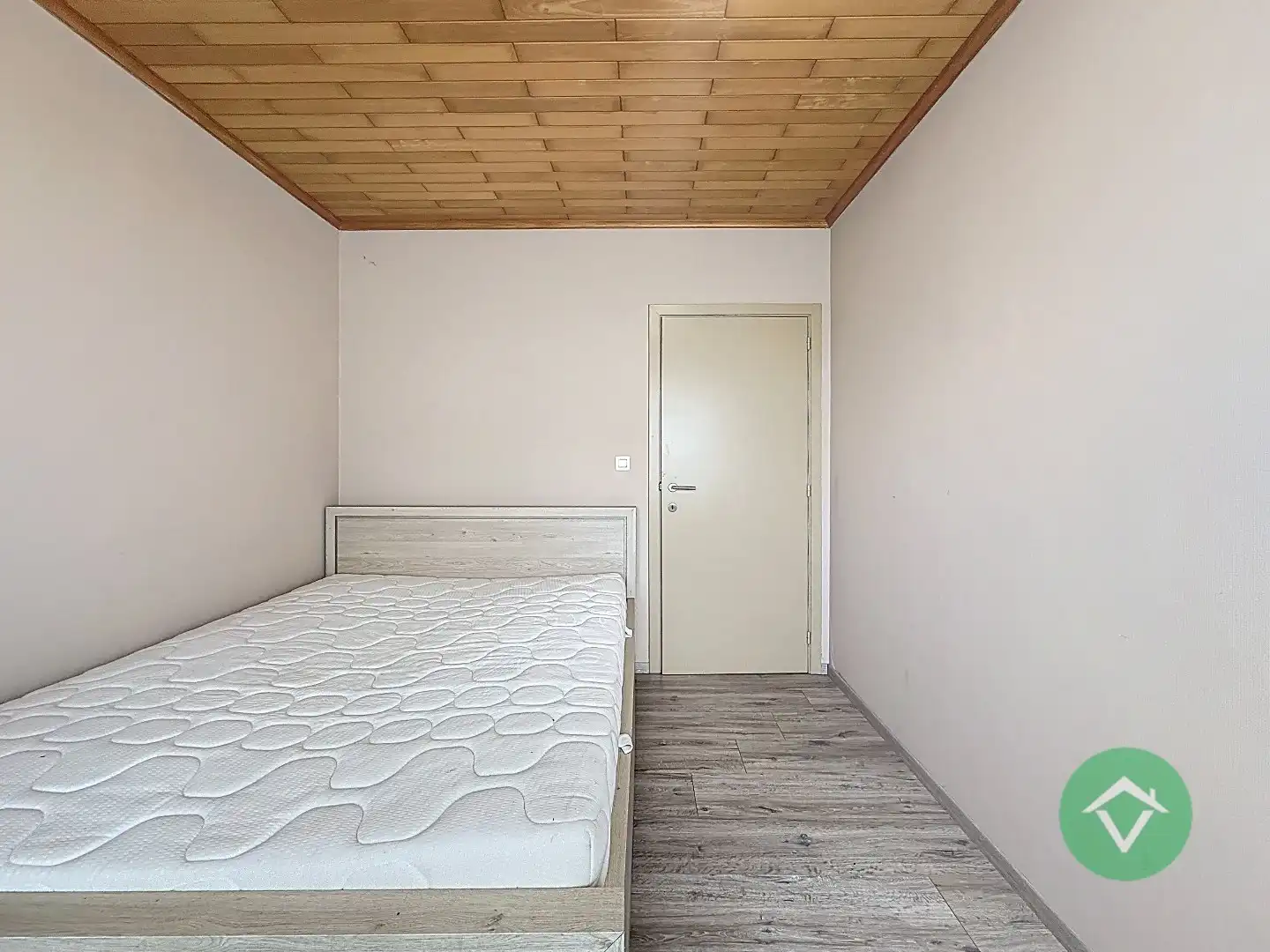 Statige bungalow op 1.811m² met landelijk zicht, drie slaapkamers en twee garages te Ichtegem foto 22