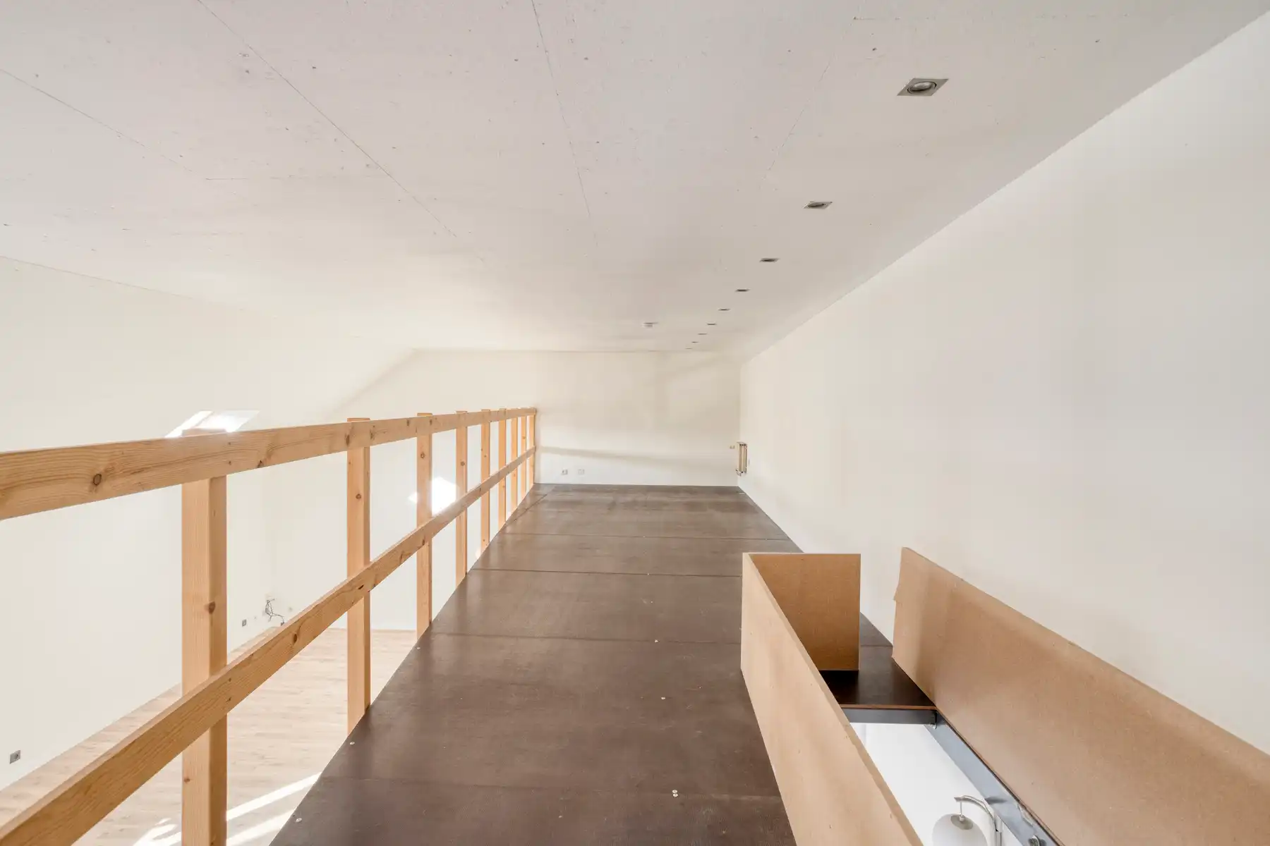 Appartement met 3 slaapkamers, terras en parkeerplaats foto 18