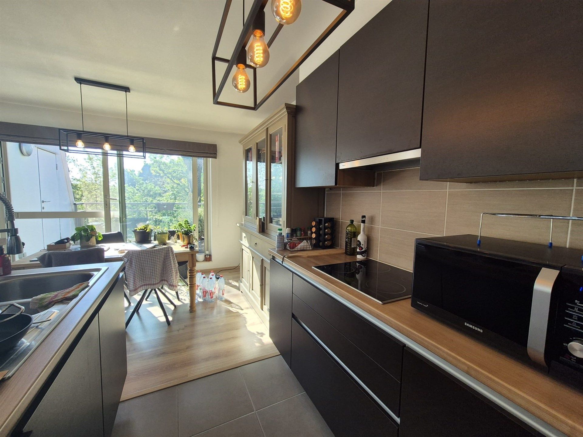Ruim instapklaar appartement gelegen in privé domein. foto 8