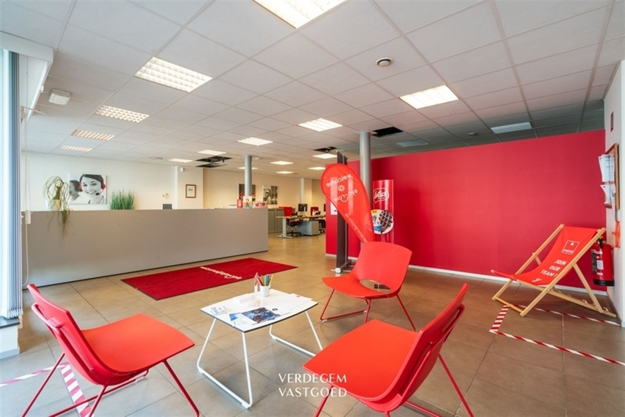 Handelsgelijkvloers van 264m² met hoge visibiliteit en goed rendement foto 5