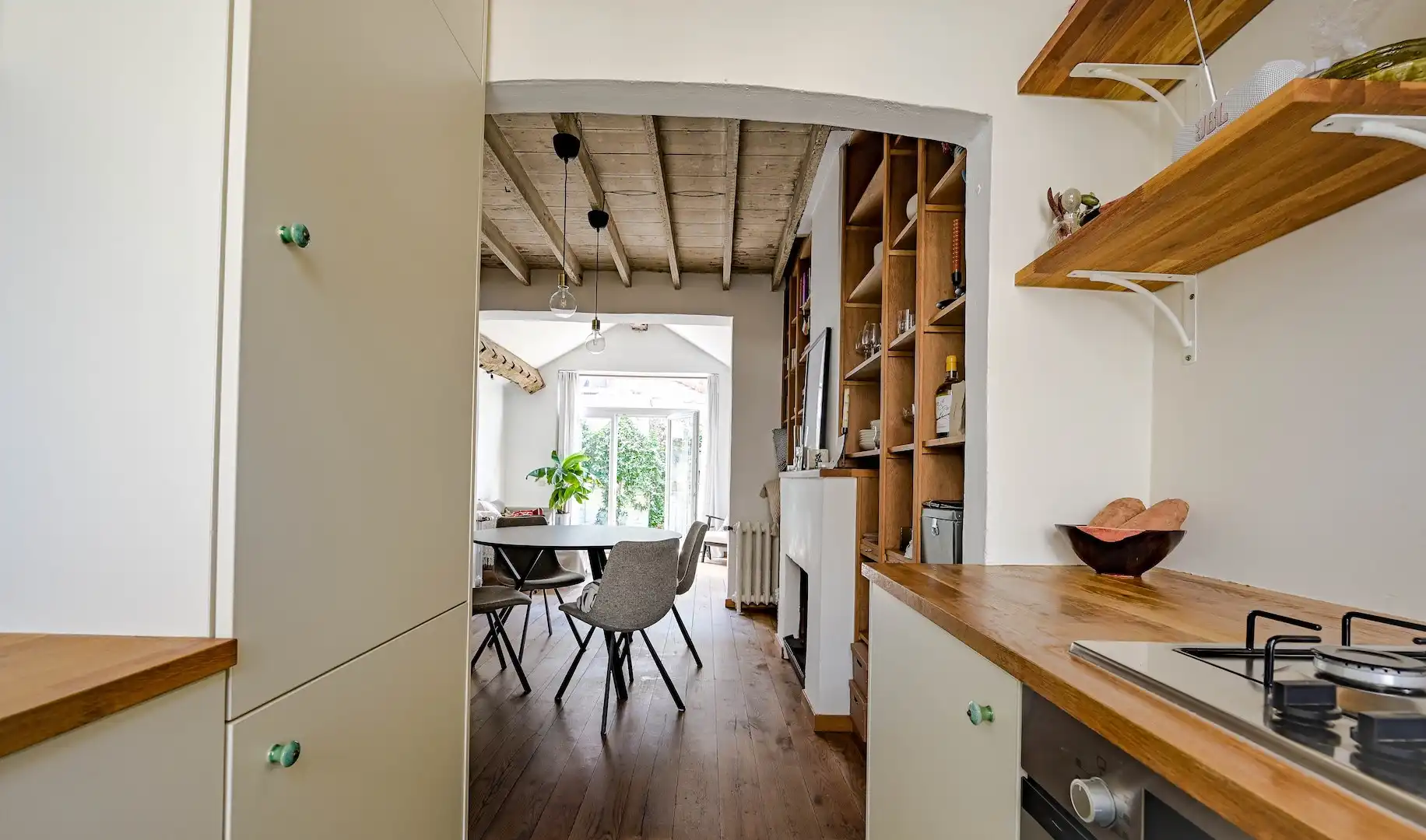 verborgen parel in hartje Brugge – karakterwoning met zonnig stadsterras foto 11