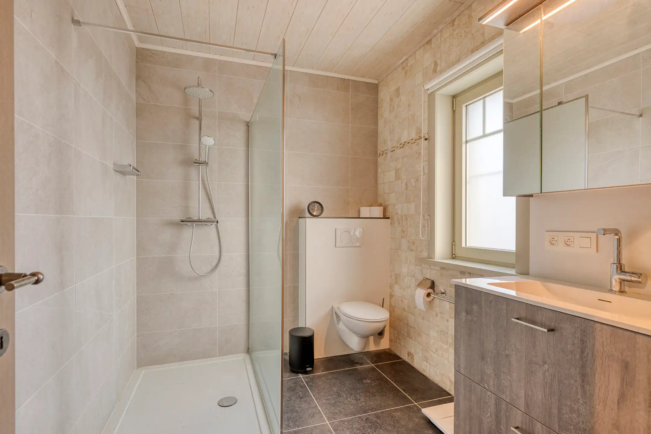 Instapklare woning te Asse! foto 10