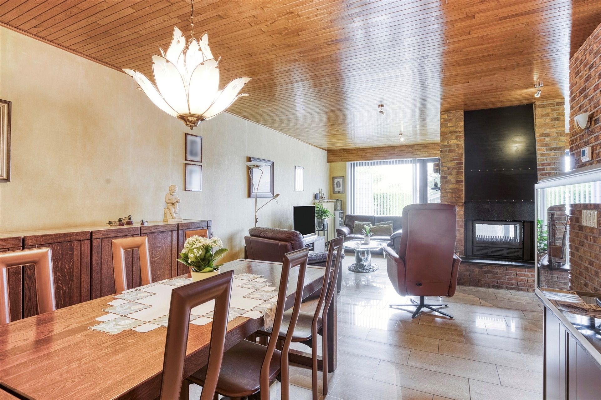 Rustiggelegen, zeer welonderhouden woning met gunstige EPC-score B! foto 5