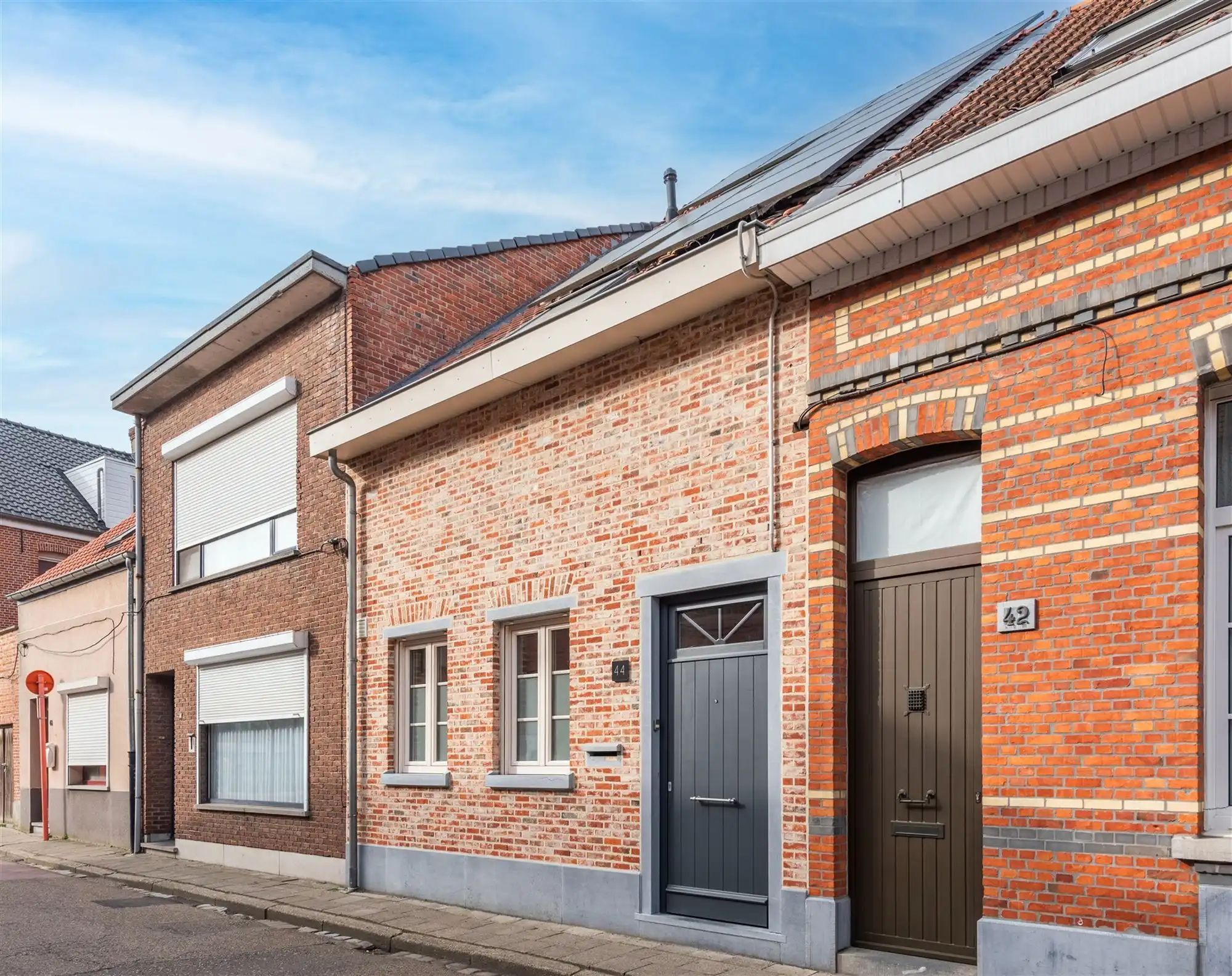 Kwaliteitsvol instapklaar huis met 3 slpks, 2 badks en tuin foto 36