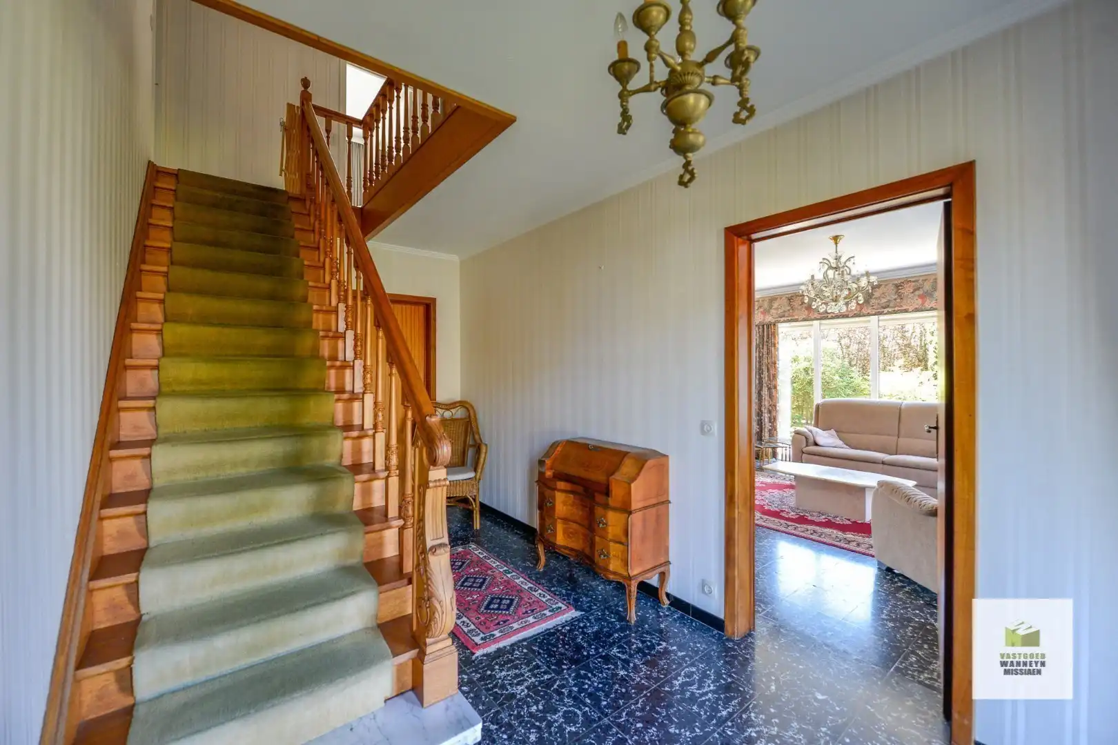 Karaktervolle woning op 1.246 m2 met gelijkvloerse slaapkamer/speelkamer foto 6